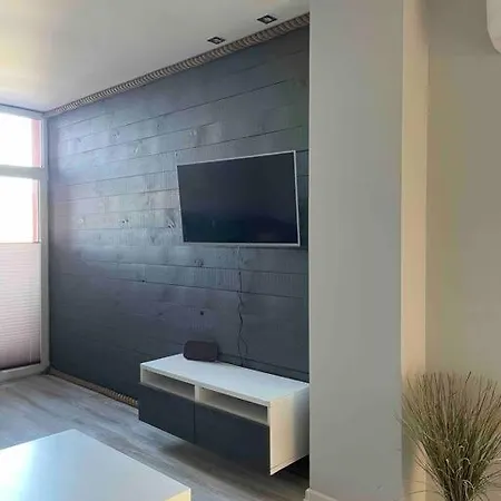 W Nowym Warpnie Z Widokiem Na Wode. * Nowe Warpno