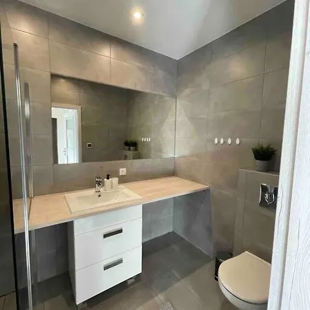 W Nowym Warpnie Z Widokiem Na Wode. Apartment Nowe Warpno