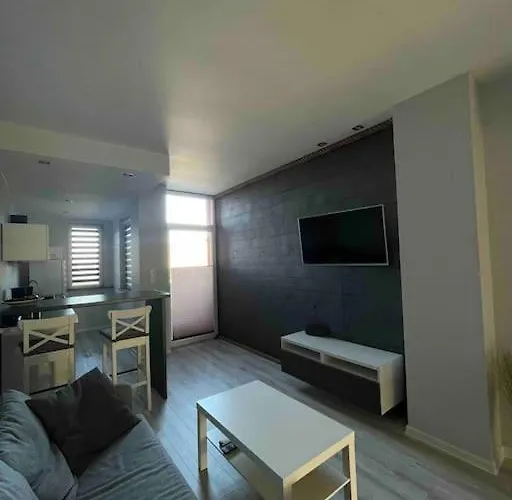 W Nowym Warpnie Z Widokiem Na Wode. Appartement